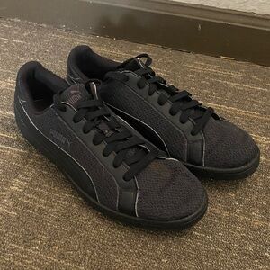 Puma Men's Black Sneakers Smash Knit Size 10.5 Soccer Motorsport Sneakers